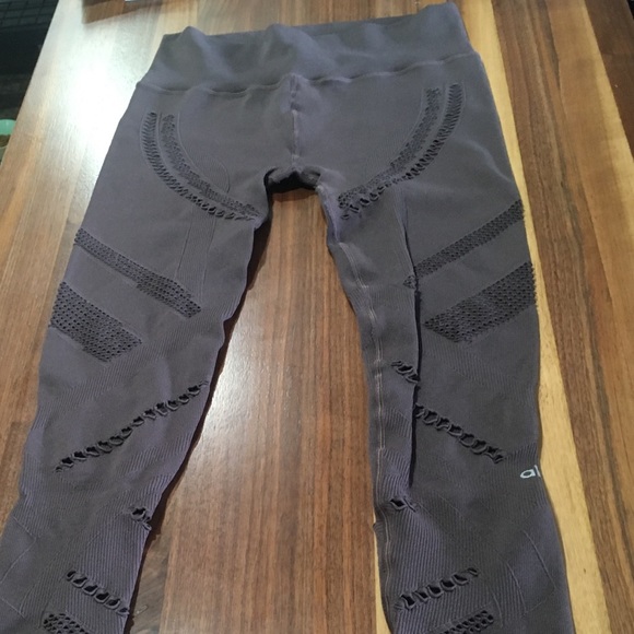 Alo Yoga Seamless Radiance Leggings - Picture 3 of 5